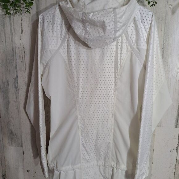 Athleta WindBreaker Jacket Zip Jacket with hood NEW - Picture 10 of 11